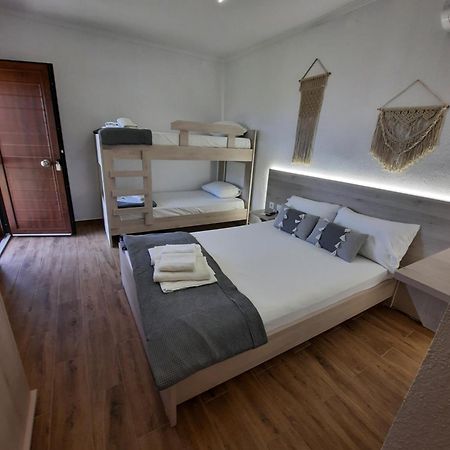 Bungalows Anestis Toroni Extérieur photo