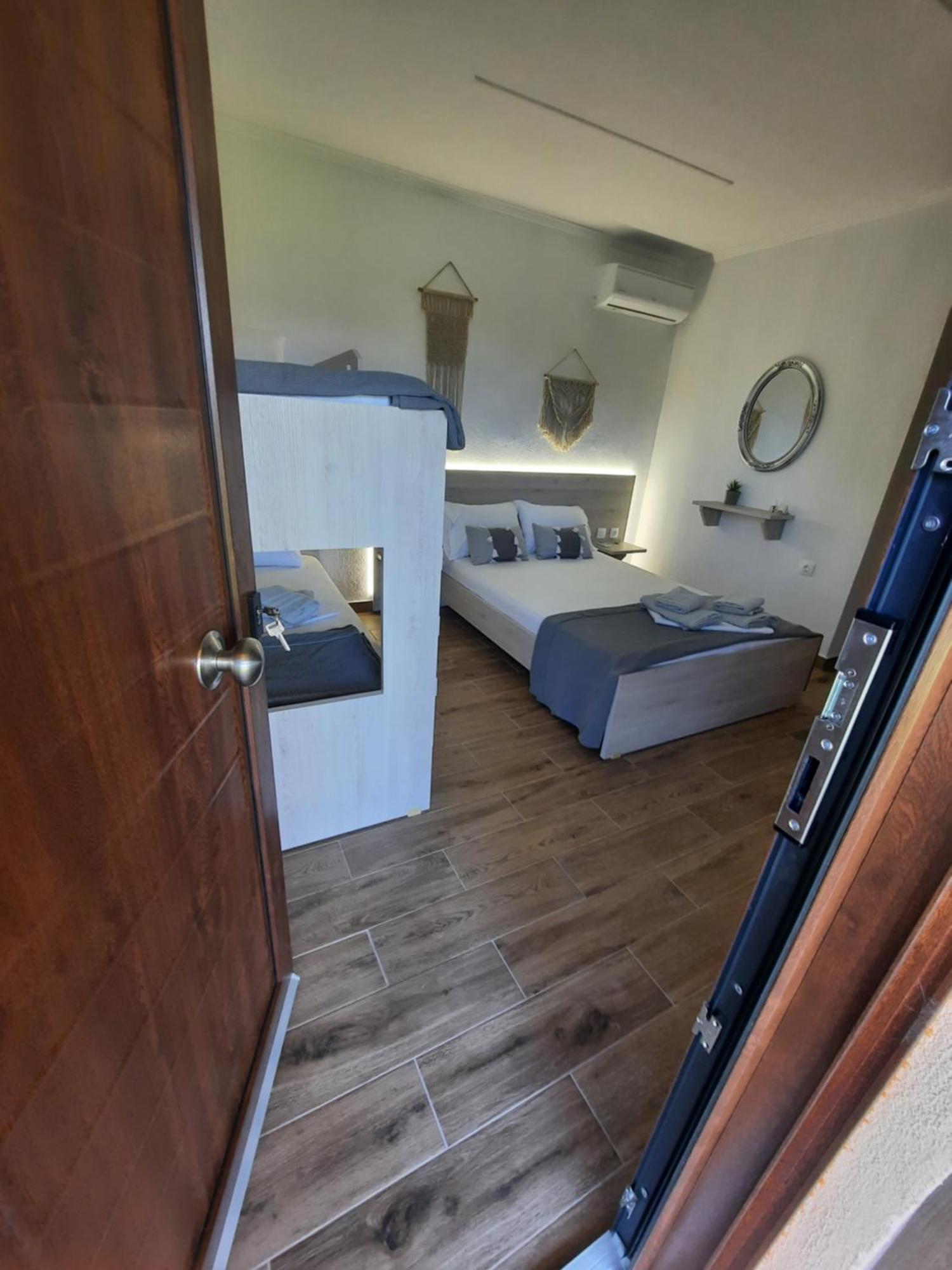 Bungalows Anestis Toroni Extérieur photo