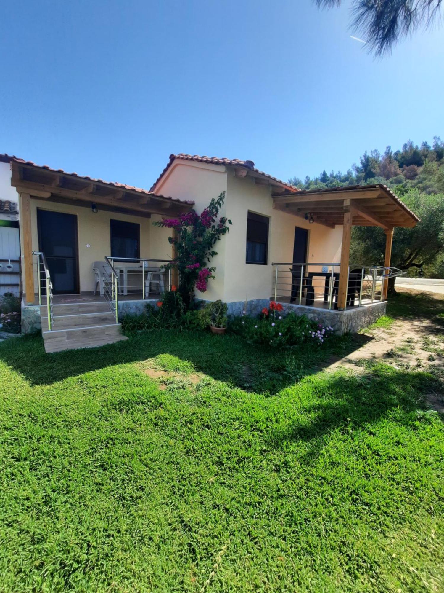 Bungalows Anestis Toroni Extérieur photo